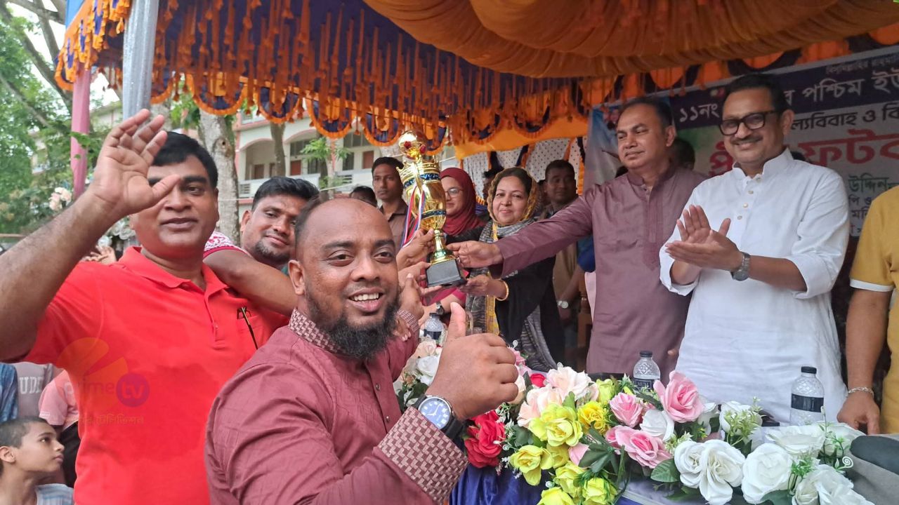 মতলব উত্তরে মাদক-বাল্যবিবাহ-কিশোর গ্যাং বিরোধী প্রীতি ফুটবল ম্যাচ অনুষ্ঠিত