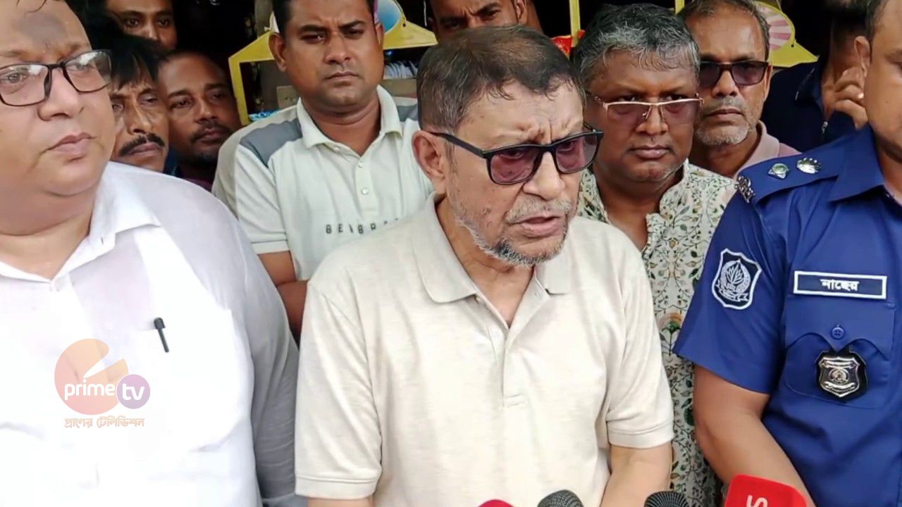 মোরেলগঞ্জ স্বাস্থ্য কমপ্লেক্সের ডাস্টবিনে মেয়াদোত্তীর্ণ ওষুধের পাহাড়!স্বাস্থ্যমন্ত্রীর পরিদর্শনে চাঞ্চল্যকর চিত্র।