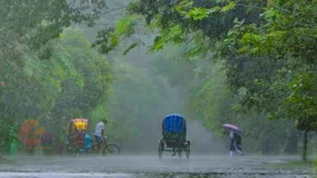 রাজধানীতে স্বস্তির বৃষ্টি, দুপুর পর্যন্ত বজ্রসহ বৃষ্টির পূর্বাভাস