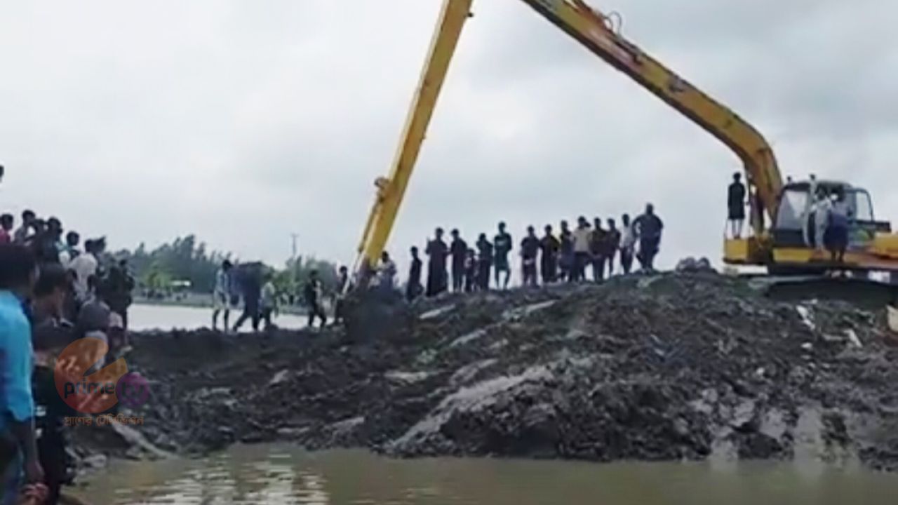 নোয়াখালীতে জলজট নিরসনে বাঁধ অপসারণ: ৪ ও ৫ আসনের সংসদ সদস্যদের উপস্থিতিতে খালের মুখ উন্মুক্ত