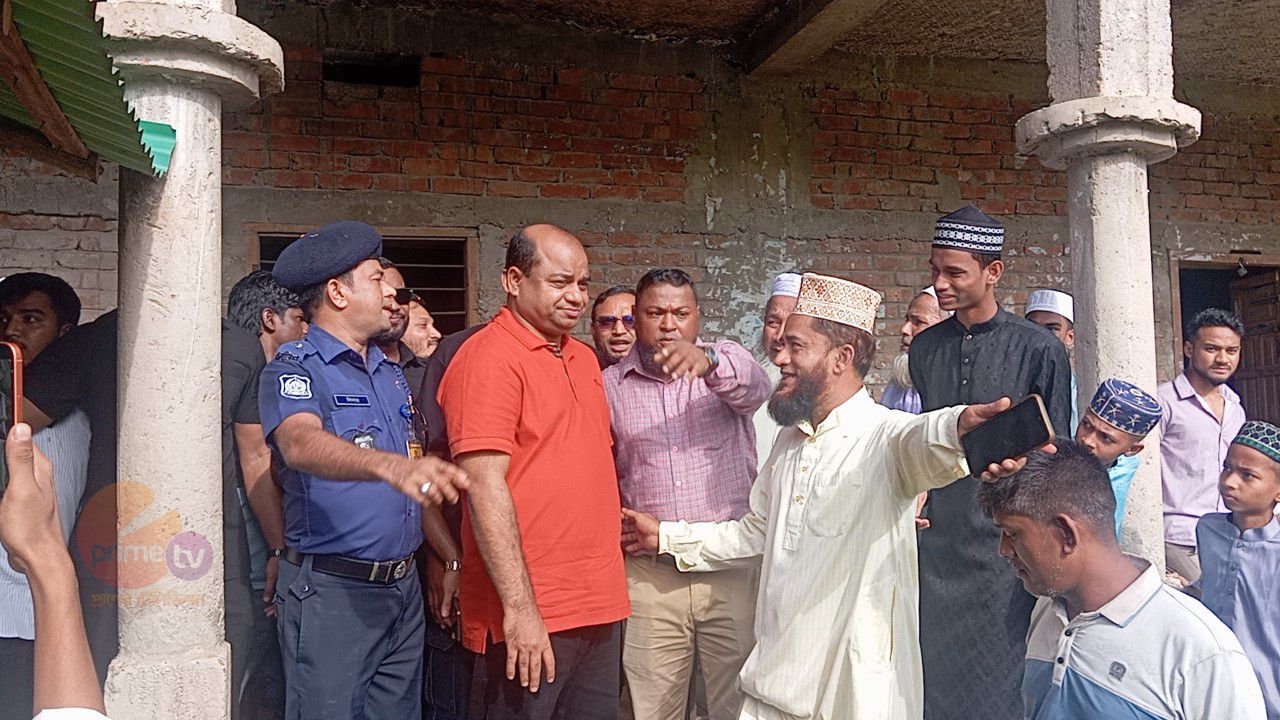 দোহাজারী পৌরসভার চাগাচর,খাগরিয়া ভোরবাজার জিসি সরড় রক্ষণাবেক্ষণ কাজের শুভ উদ্বোধন।