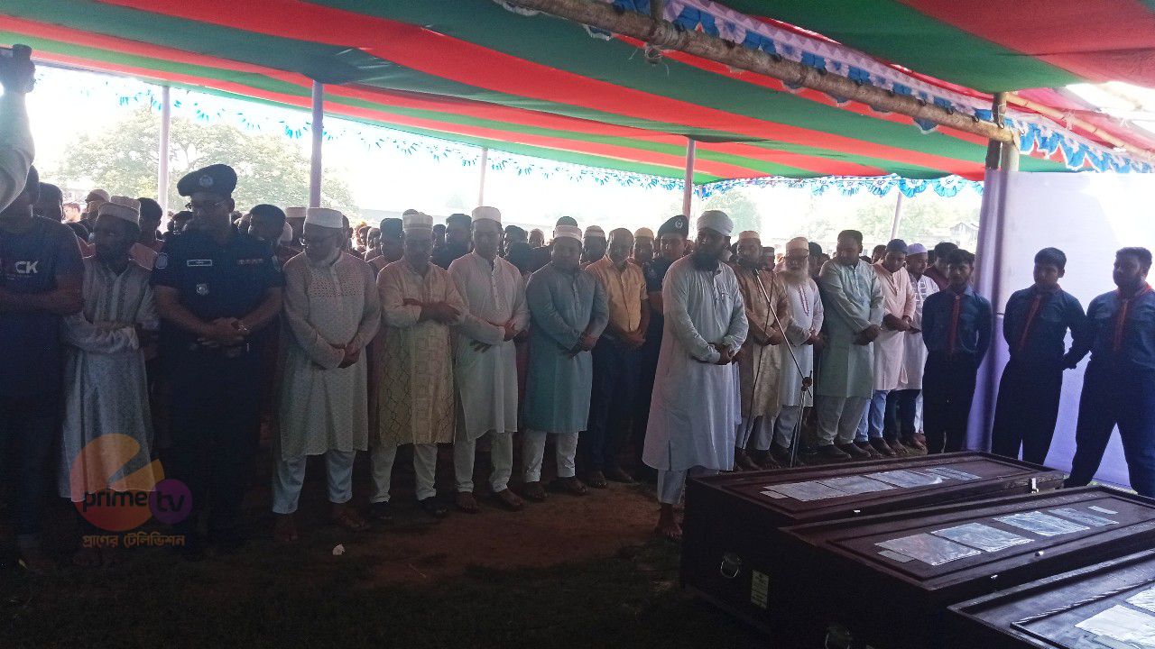 সৌদিতে অগ্নিকাণ্ডে নিহত ৭ প্রবাসীর জানাজা ও দাফন সম্পন্ন, শোকে আত্রাই