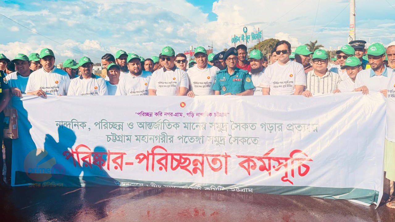 পর্যটকদের নির্মল আনন্দ দিতে সাজবে পতেঙ্গা সৈকত: ডিসি জাহিদ