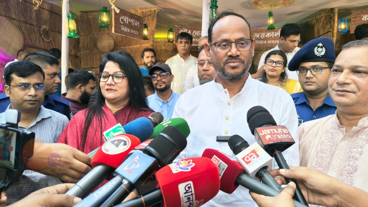 টাঙ্গাইলের চমচম বিদেশে রপ্তানির উদ্যোগ নেওয়া হবে: প্রতিমন্ত্রী টুকু