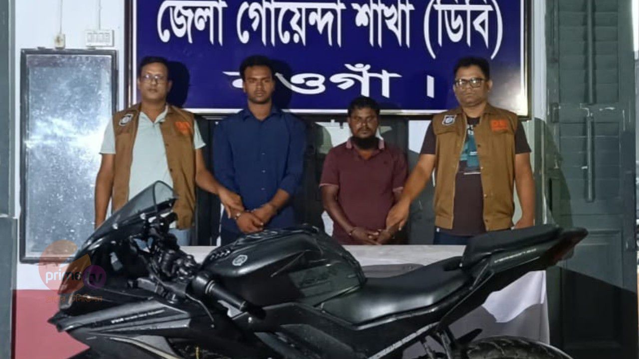 বদলগাছি থেকে চুরি যাওয়া ইয়ামাহা R15 উদ্ধার, গ্রেপ্তার ২