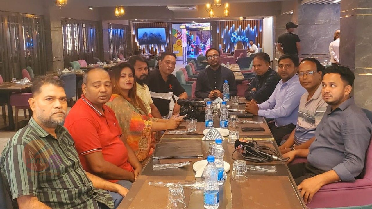 প্রাইম টেলিভিশনের চট্টগ্রাম ব্যুরো অফিসের কর্মরত সাংবাদিদের সাথে মতবিনিময় সভা