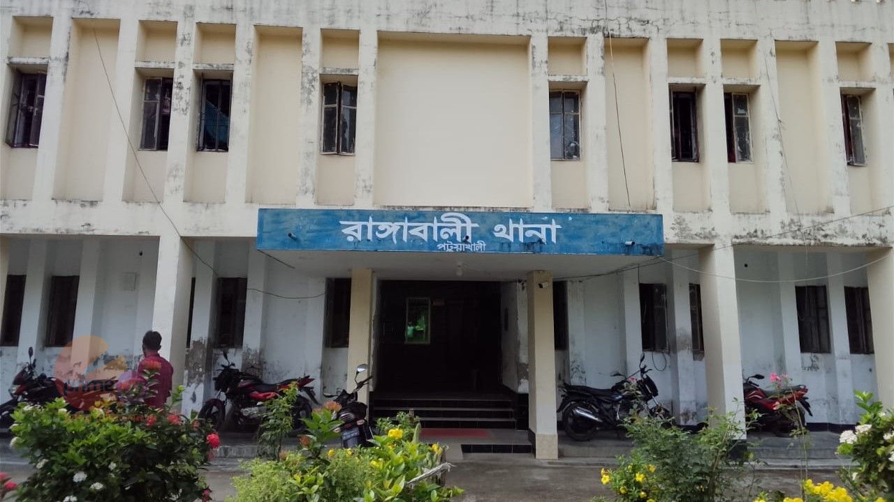রাঙ্গাবালীতে সাপের কামড়ে যুবকের মৃত্যু