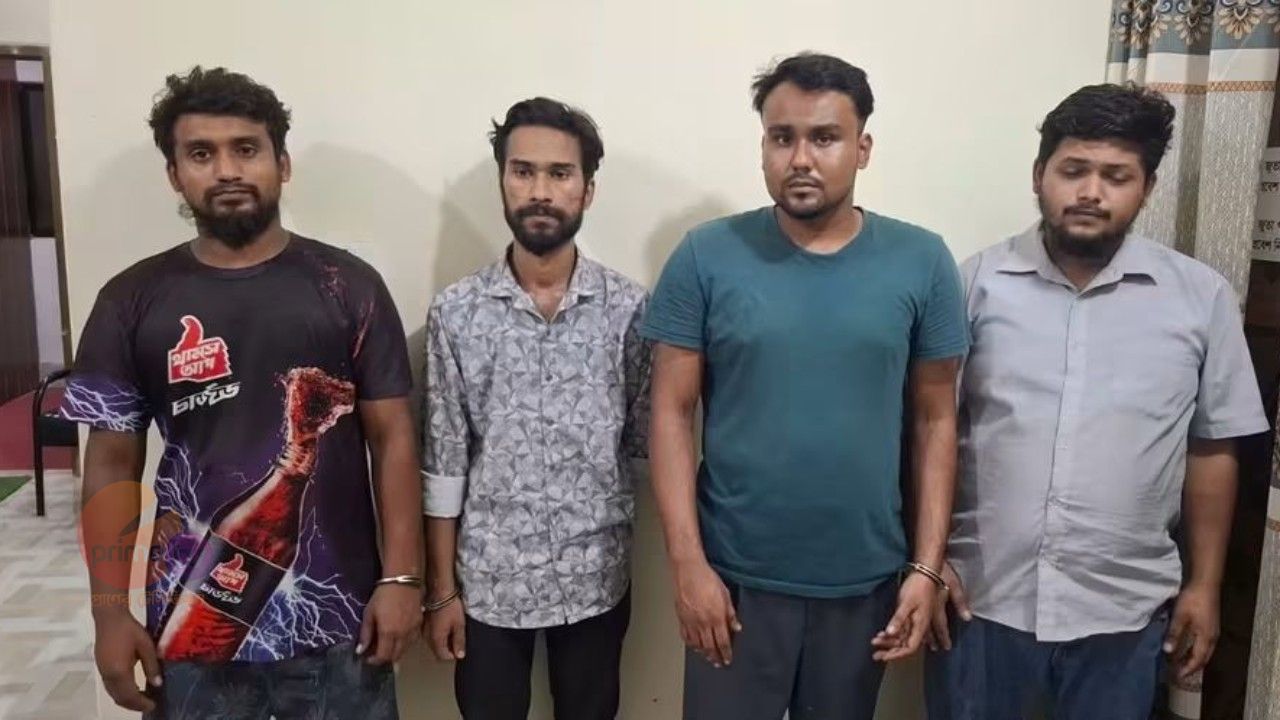 চাঁদপুরের ওয়াপদা গেইট এলাকায় ইয়াবাসহ ৪ মাদক কারবারি আটক