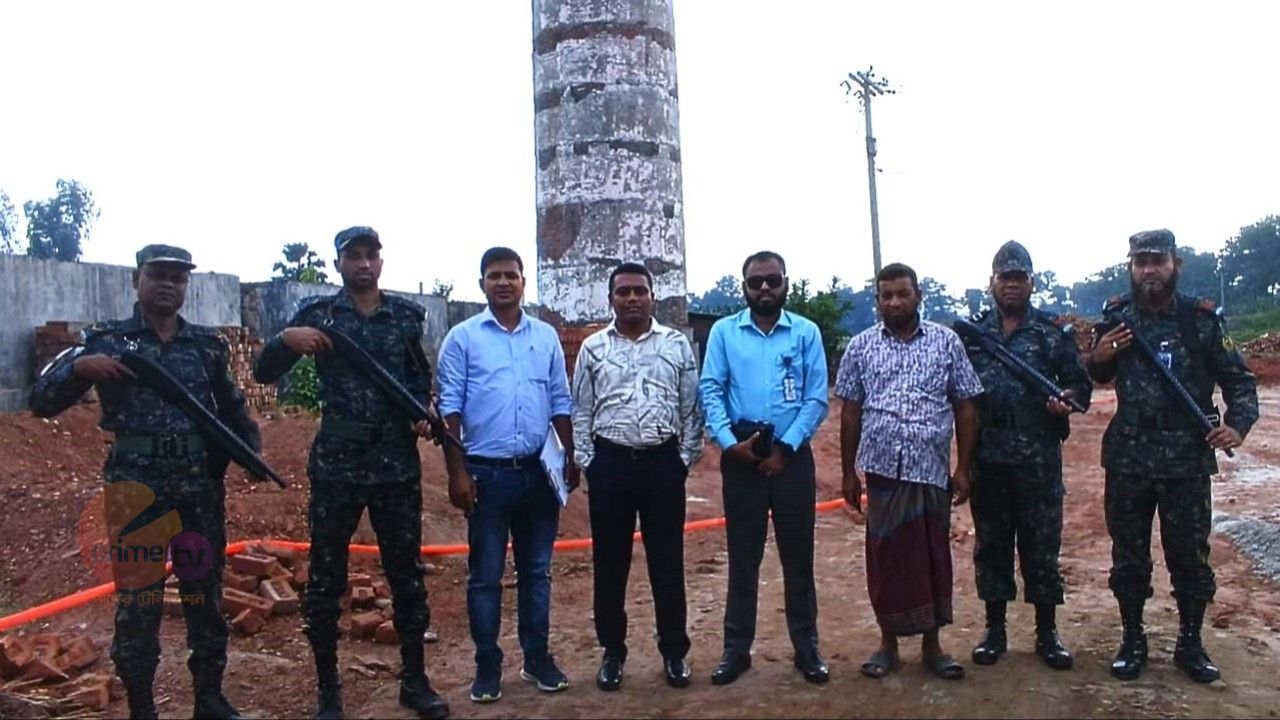 পত্নীতলায় অবৈধ ইটভাটায় অভিযান, ১ লাখ টাকা জরিমানা