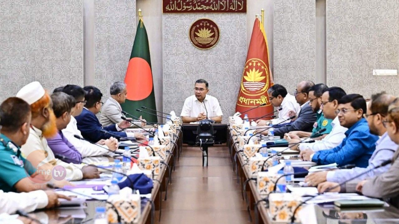 ঢাকার গণপরিবহন ব্যবস্থাপনা নিয়ে প্রধানমন্ত্রীর সভাপতিত্বে বৈঠক