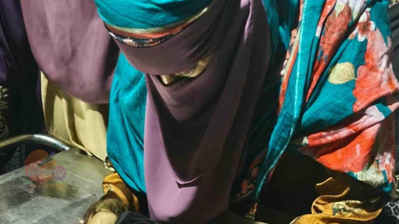 নারায়ণগঞ্জে ছেলে হত্যার বিচার চাওয়ায়  স-পরিবারকে  হত্যার হুমকি? 