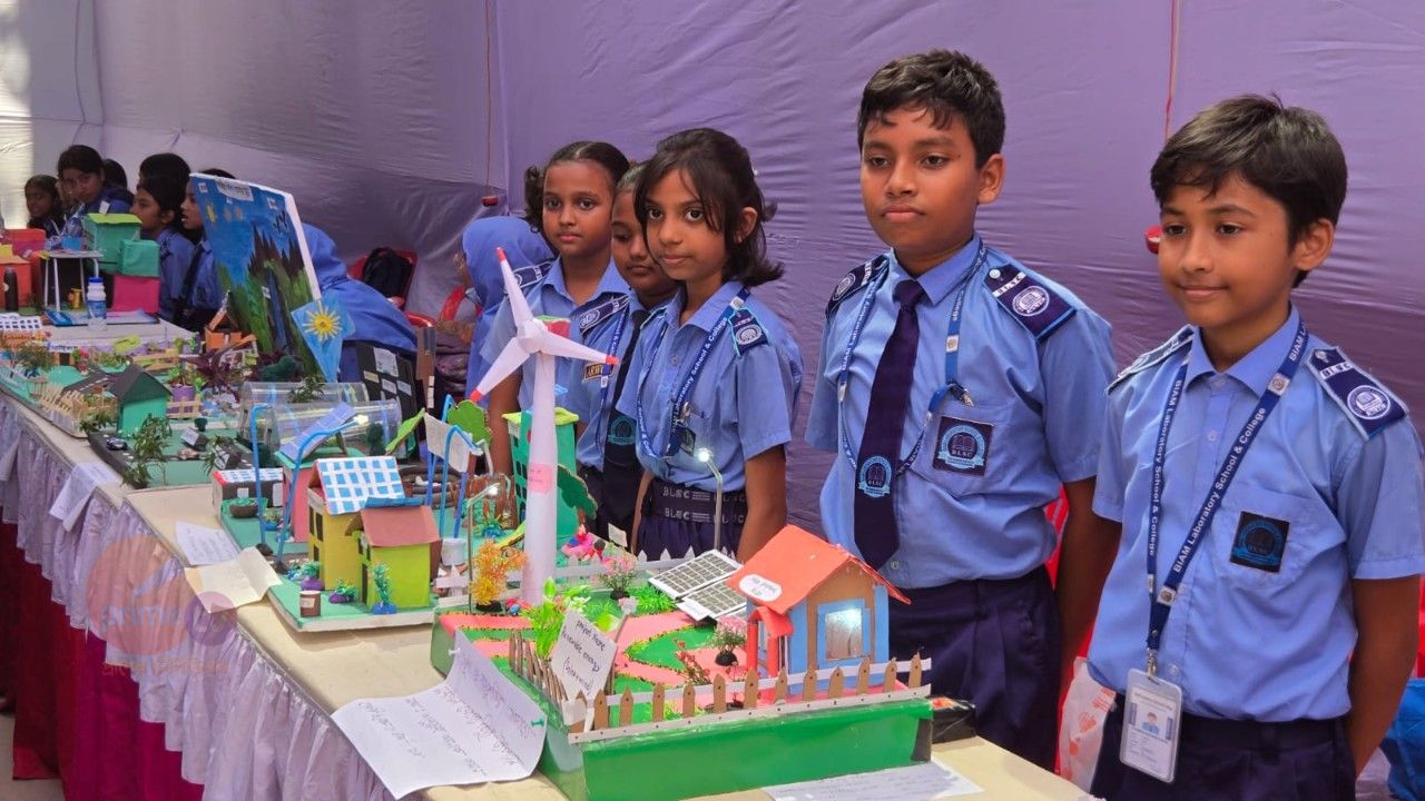 শিক্ষার্থীদের নিয়ে দিনব্যাপি অনুষ্ঠিত হলো বিজ্ঞান ও প্রযুক্তি মেলা