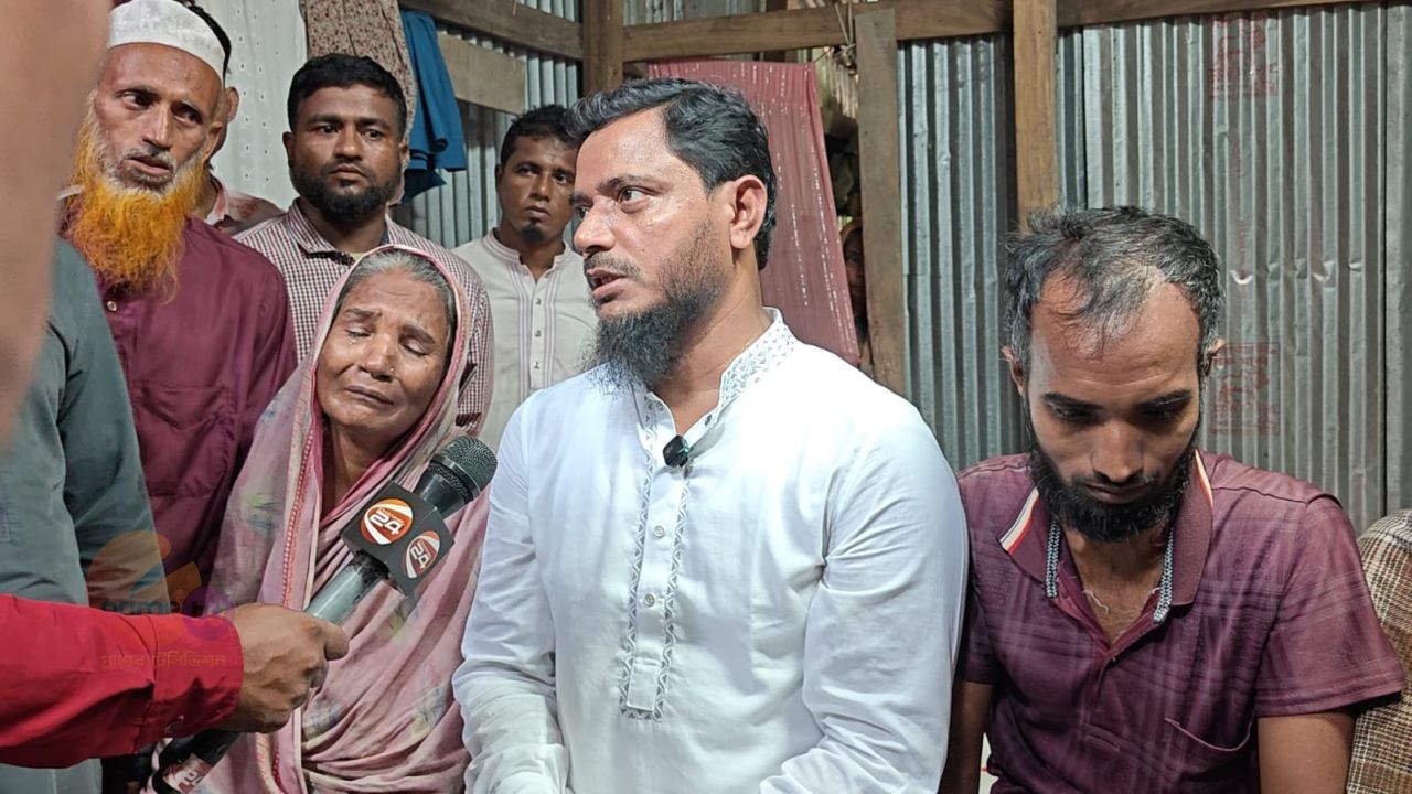 বাউফলে অসহায় পরিবারের পাশে ড. শফিকুল ইসলাম মাসুদ এমপি, স্থায়ী কর্মসংস্থানের আশ্বাস