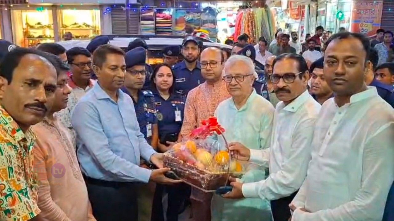 দুর্গাপূজার নিরাপত্তায় কোনো ঘাটতি নেই: চট্টগ্রাম রেঞ্জের ডিআইজি