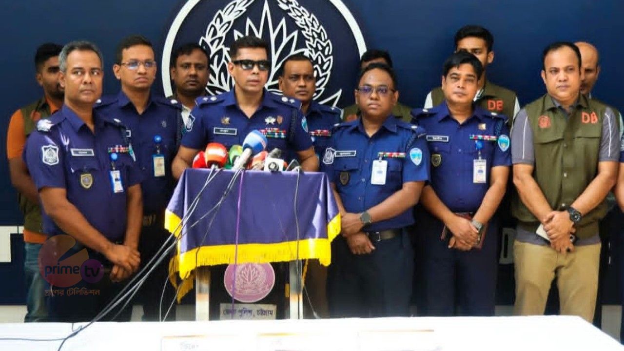 সীতাকুণ্ডে প্রকাশ্যে গুলি করে হত্যা, প্রধান আসামি আরিফসহ ৬ জন গ্রেপ্তার