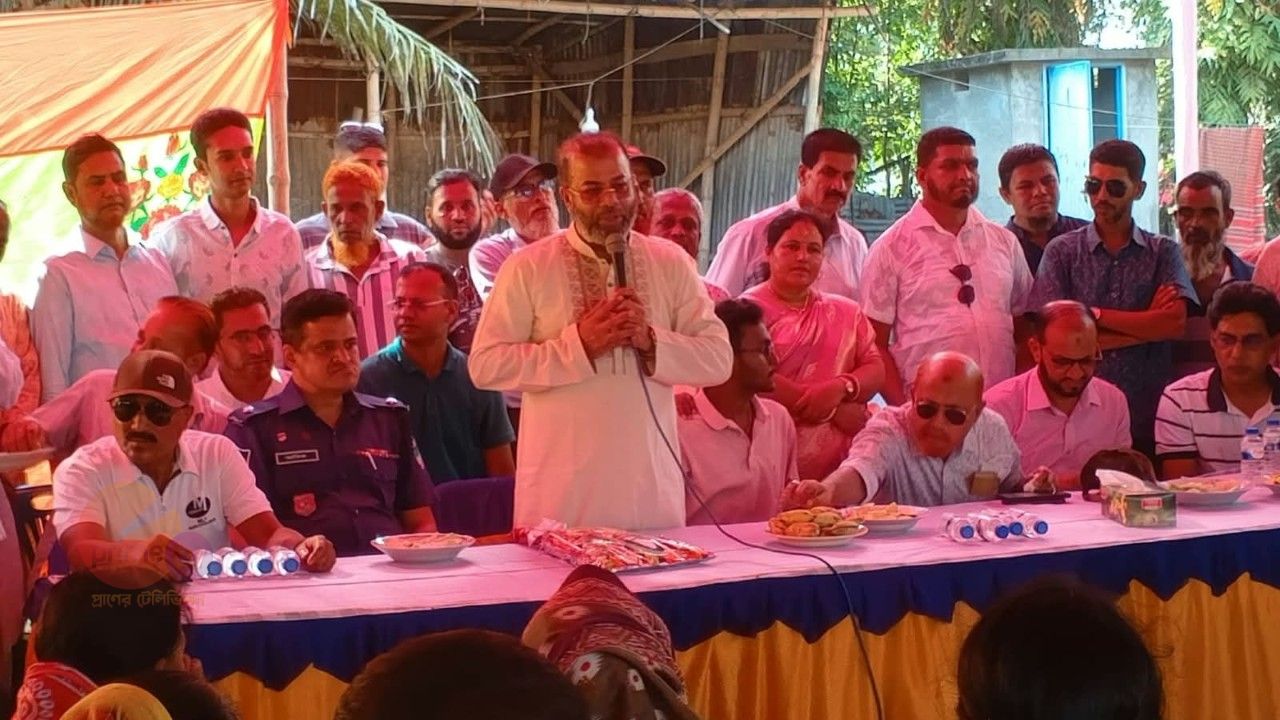 পরিবেশ প্রতিমন্ত্রীর মোংলায় সকল পূজা মন্দির পরিদর্শন ও শারদীয় শুভেচ্ছা বিনিময়