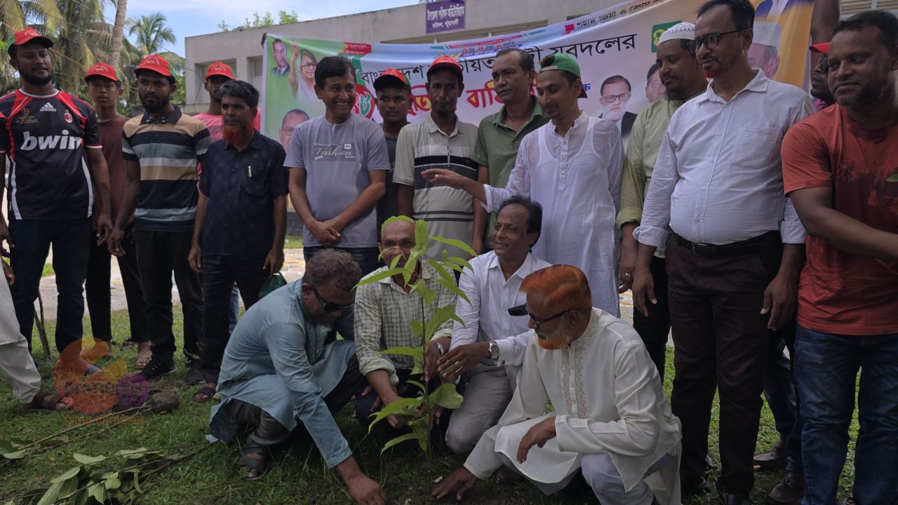 বাউফলে  নানা কর্মসূচিতে যুবদলের ৪৮তম প্রতিষ্ঠা বার্ষিকী পালিত।